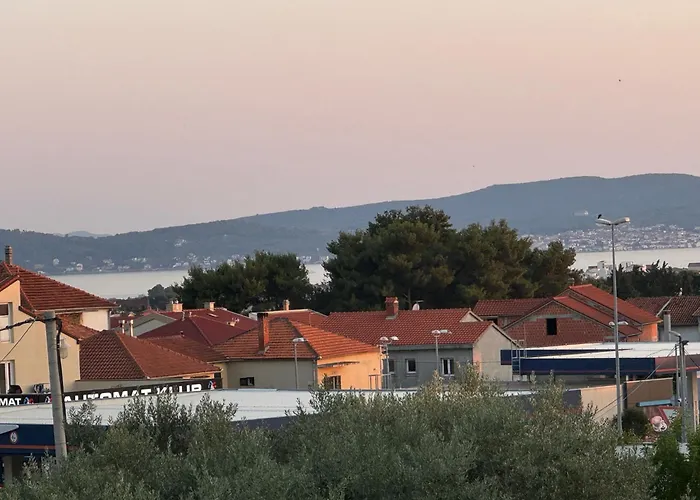 דירה Mia זאדאר